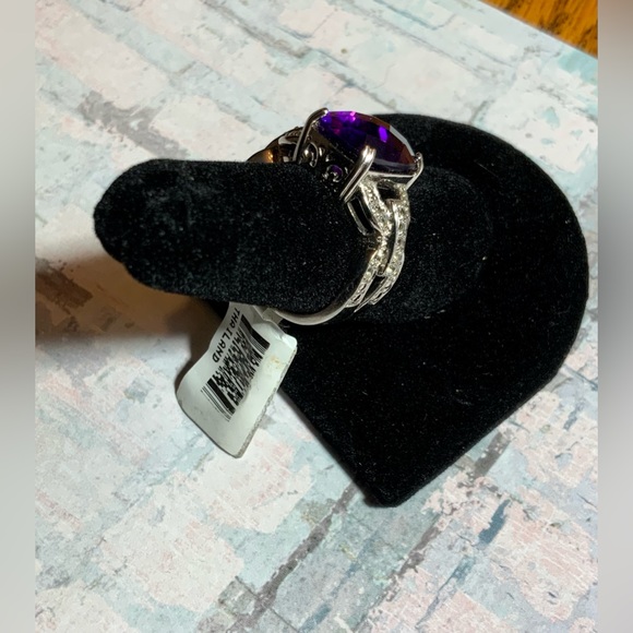 NIB 925 Faceted Amethyst Ring w/ White Simulated Diamonds Sz 6.75 - Picture 6 of 12